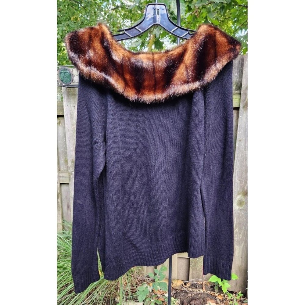Nygard Collection Sweater Black with Brown Faux Fur Trim Women's Size Large